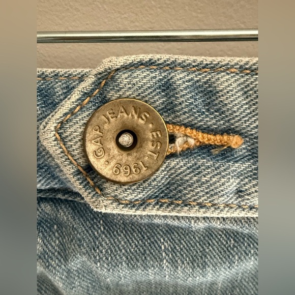 Gap Denim Mini Skirt Light Blue Wash Heart Pockets Button Front Y2K A Line - Picture 2 of 7